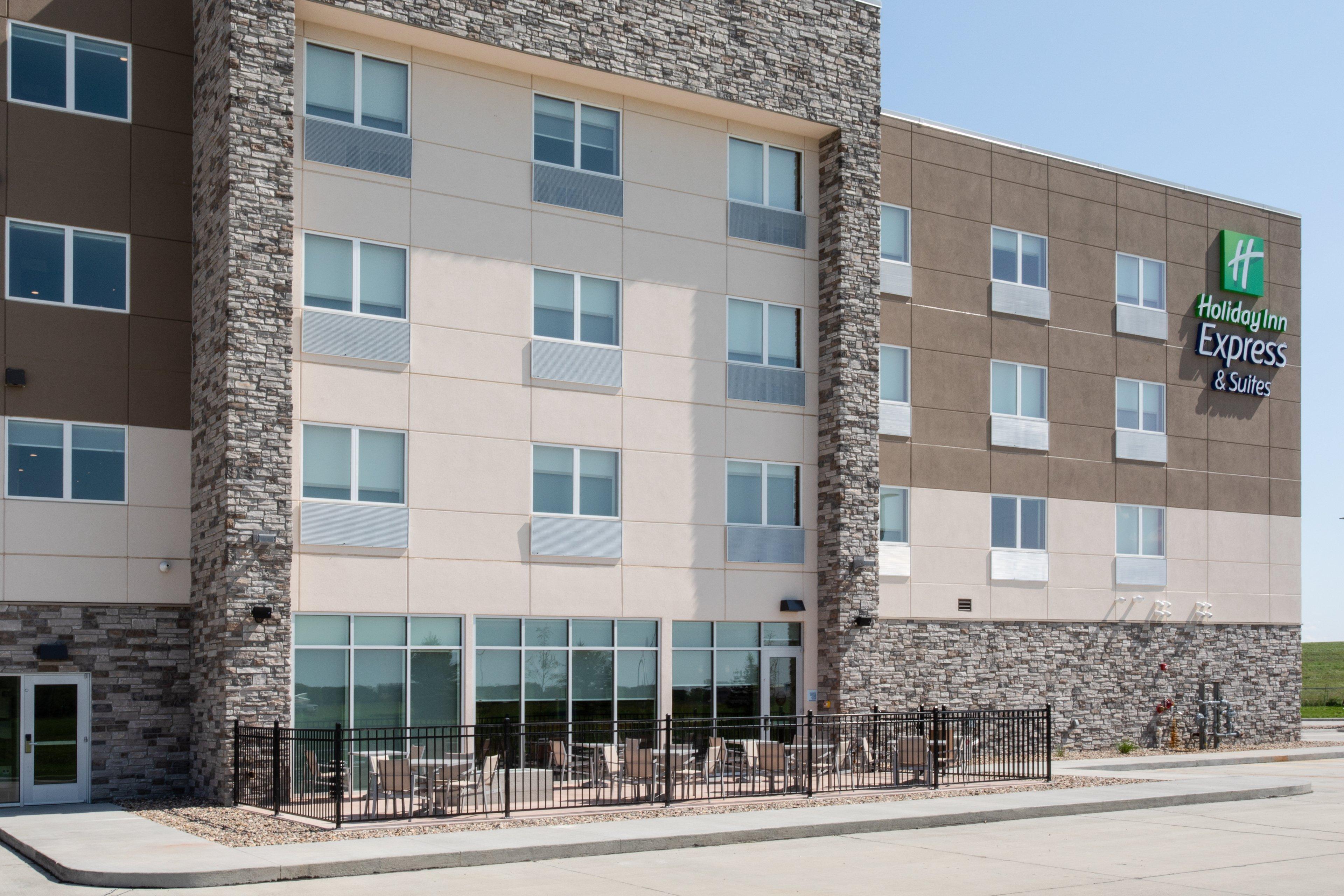 Holiday Inn Express & Suites Sioux City North - Event Center By Ihg Dakota Dunes Экстерьер фото