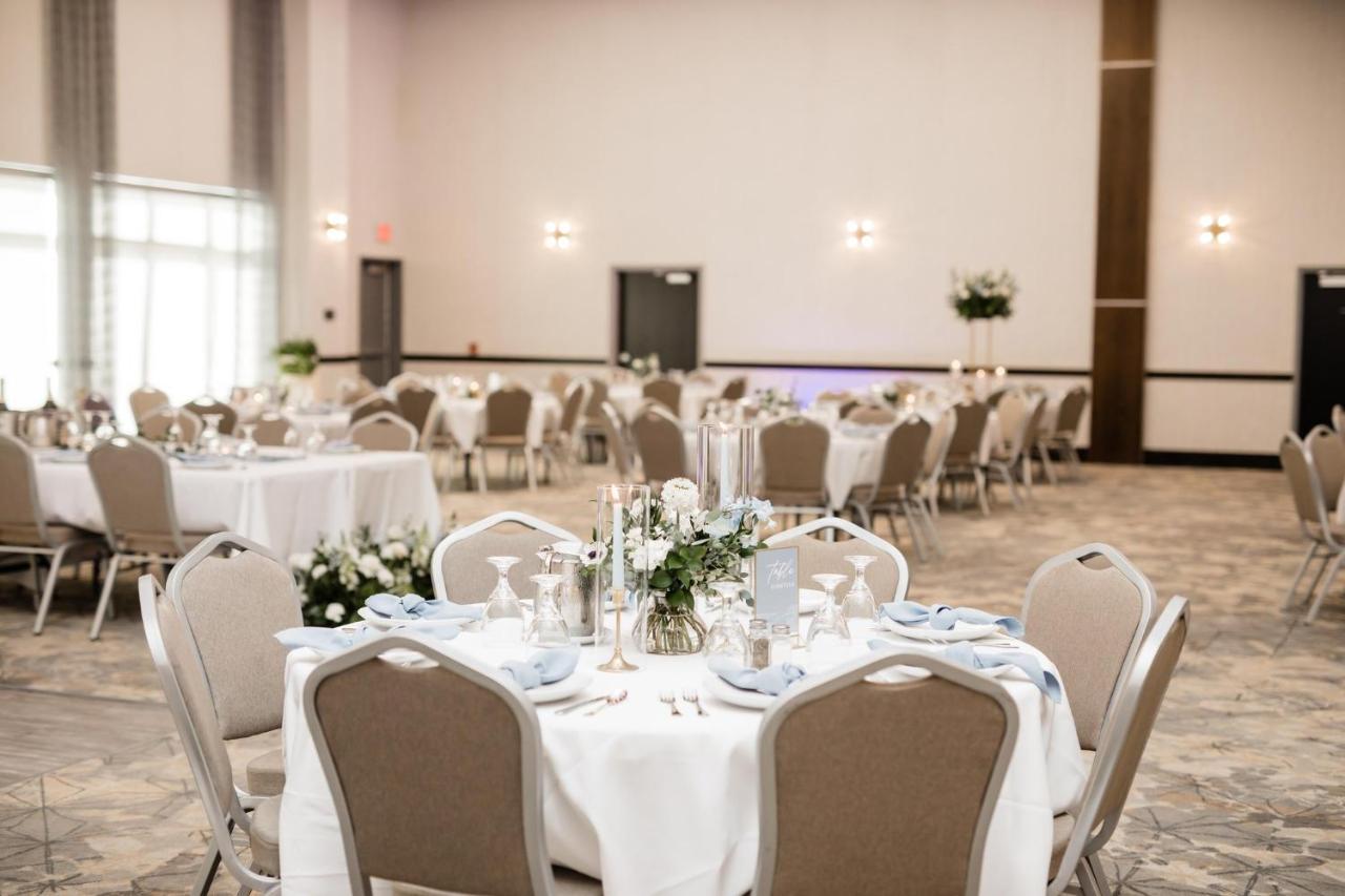 Holiday Inn Express & Suites Sioux City North - Event Center By Ihg Dakota Dunes Экстерьер фото